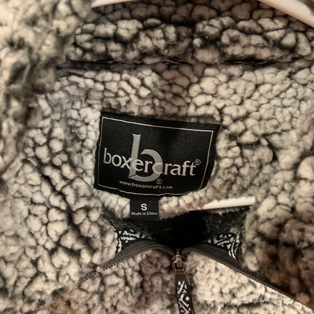 Pullover quarter zip